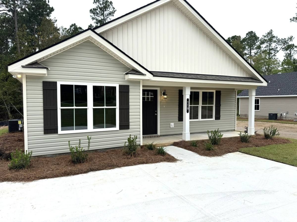 House for rent at 119 Beasley Rd, Statesboro, GA 30458