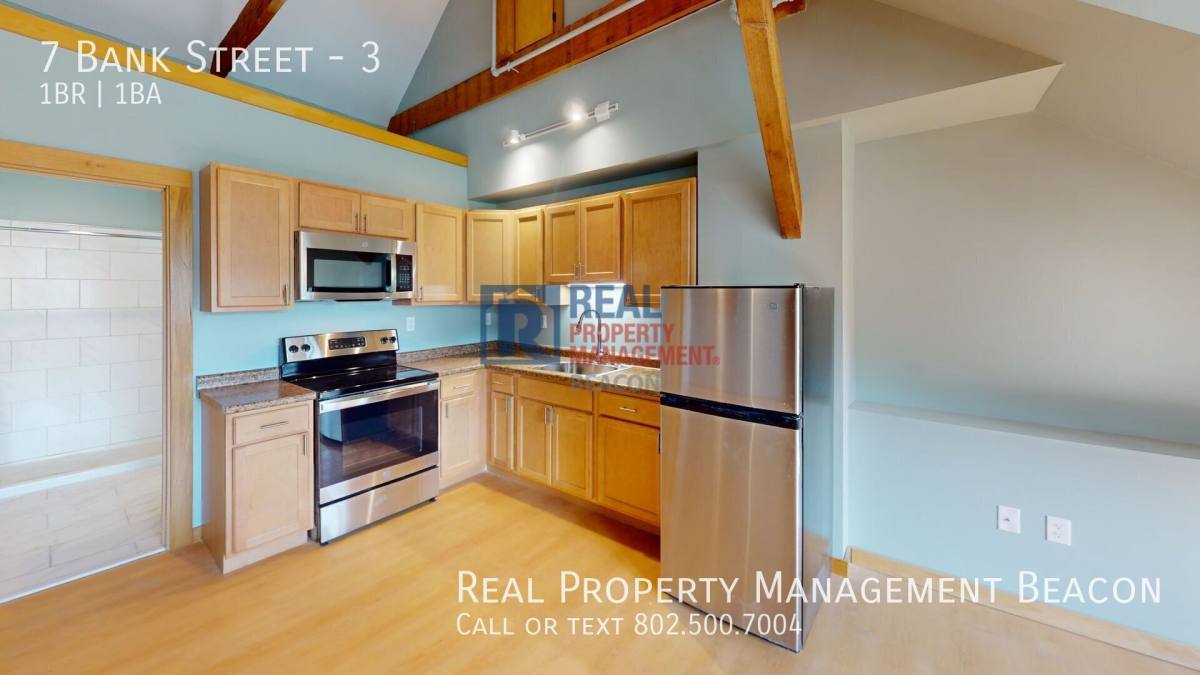 Apartment for rent at 7 Bank St #3, Lebanon, NH 03766