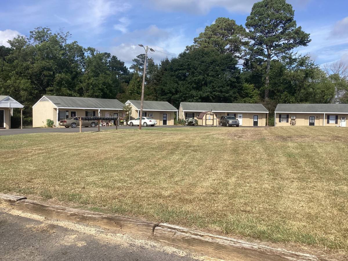 Apartment for rent at 3253 E Meighan Blvd, Gadsden, AL 35903