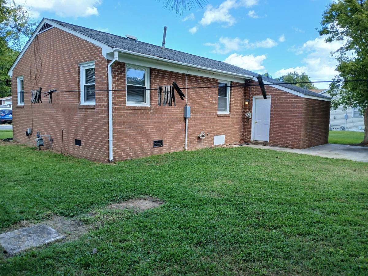 House for rent at 433 Rogers Ave, Hampton, VA 23664