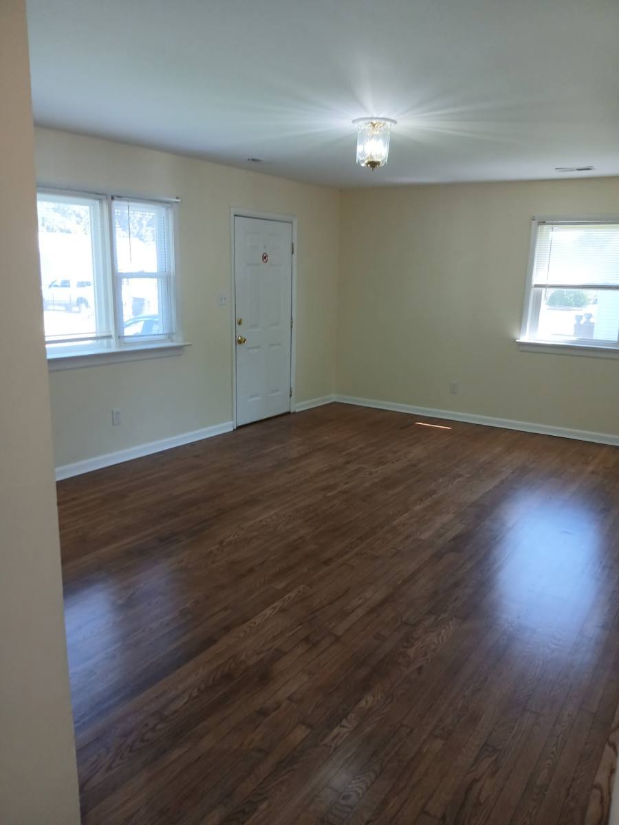 House for rent at 433 Rogers Ave, Hampton, VA 23664