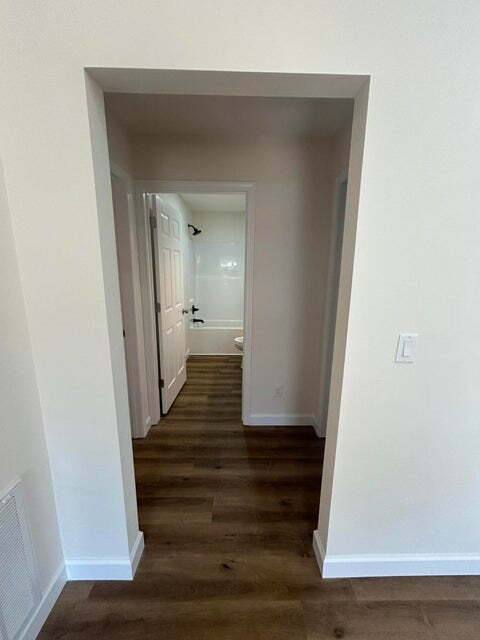 House for rent at 552 Kings Lake Blvd, Defuniak Springs, FL 32433