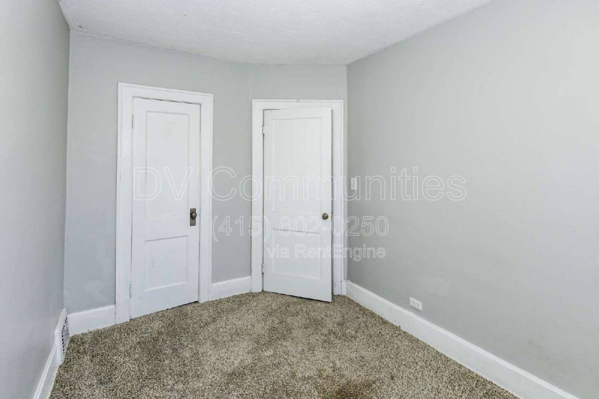 Apartment for rent at 3578 Ingleside Rd, Beachwood, OH 44122
