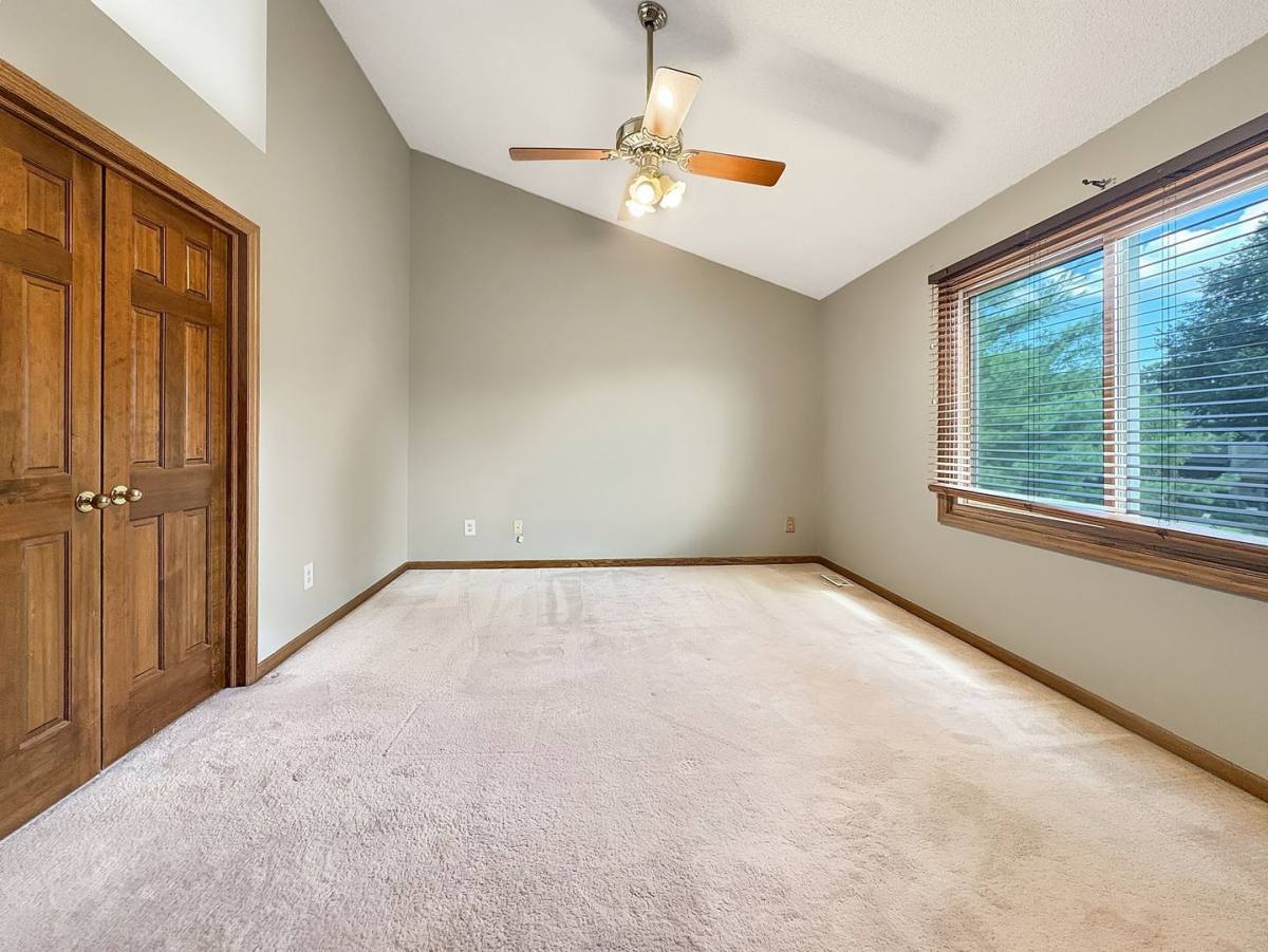 House for rent at 15612 Canyon Ridge, Eden Prairie, MN 55347