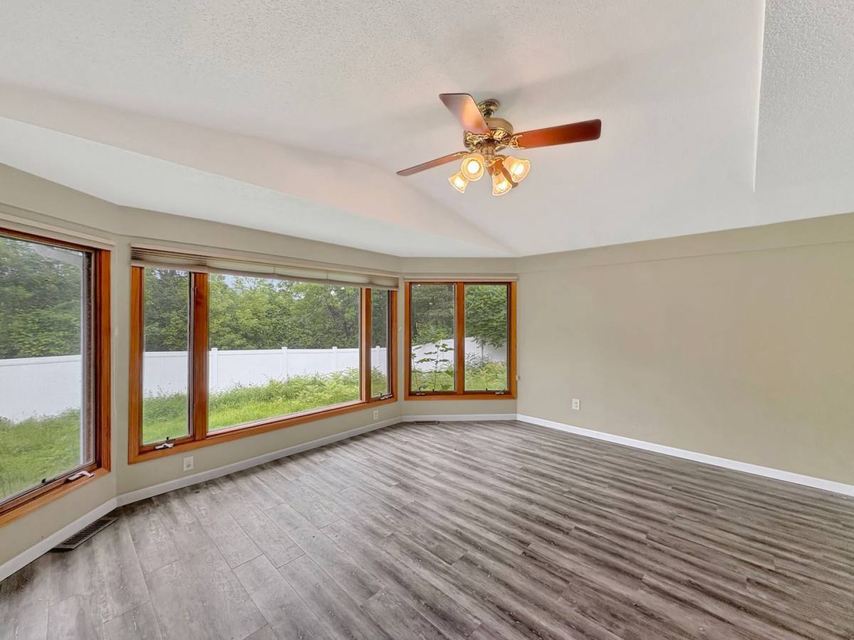 House for rent at 15612 Canyon Ridge, Eden Prairie, MN 55347
