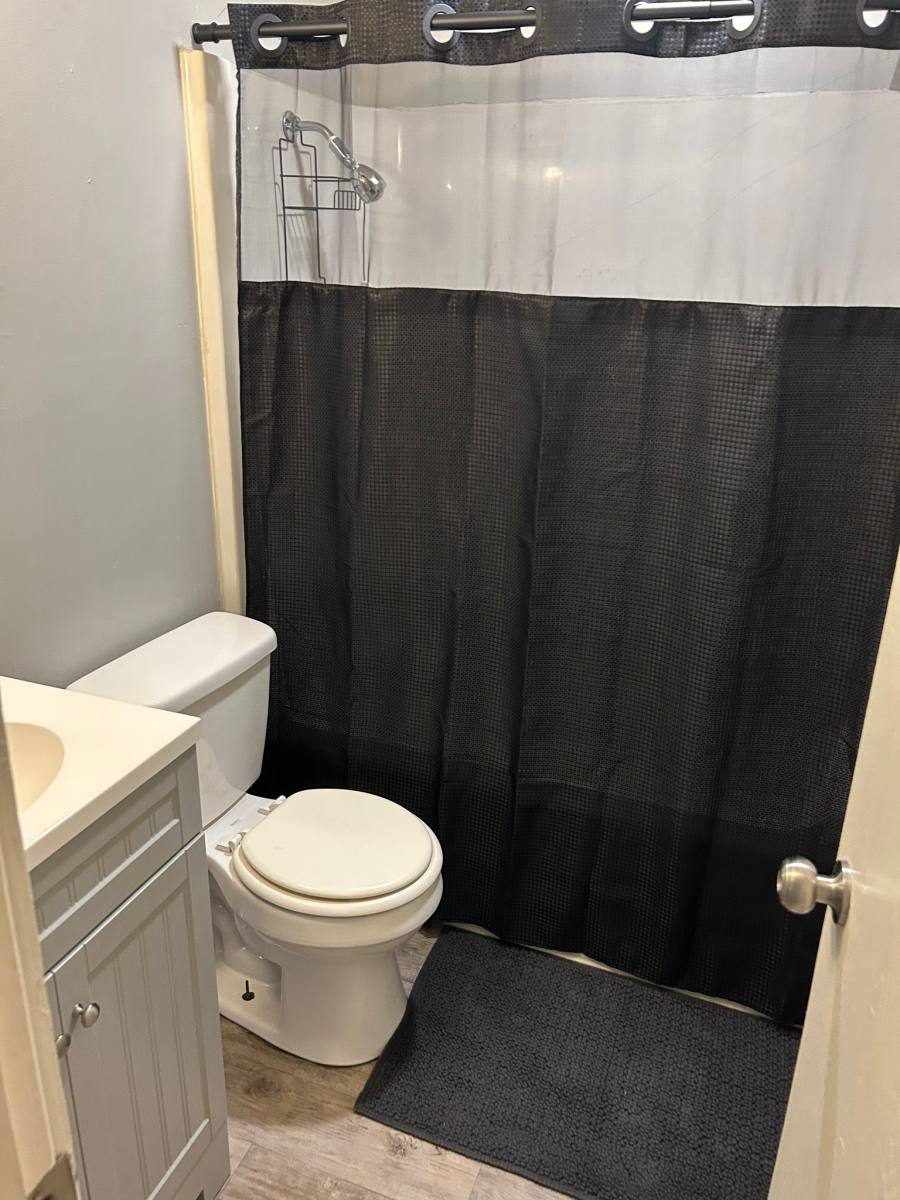 Apartment for rent at 4026 N Illinois Ave #2, Peoria Heights, IL 61616