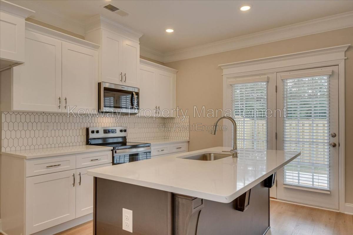 Townhouse for rent at 759 Bronze Way, North Augusta, SC 29860