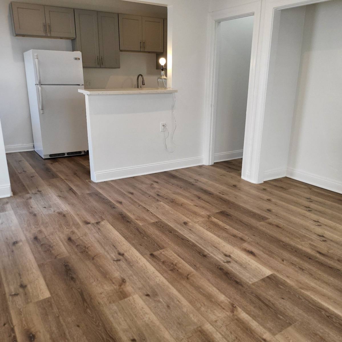 Apartment for rent at 833 1 3 N Formosa Ave, Los Angeles, CA 90046