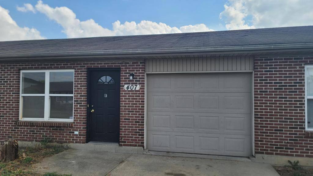 House for rent at 407 Mars Dr, Trenton, OH 45067