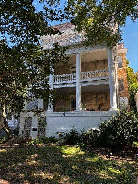 Apartment for rent at 323 Dinwiddie St #2, Portsmouth, VA 23704