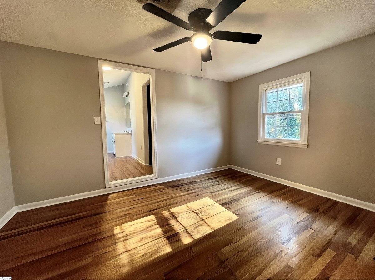 House for rent at 203 Collins Ave, Spartanburg, SC 29306