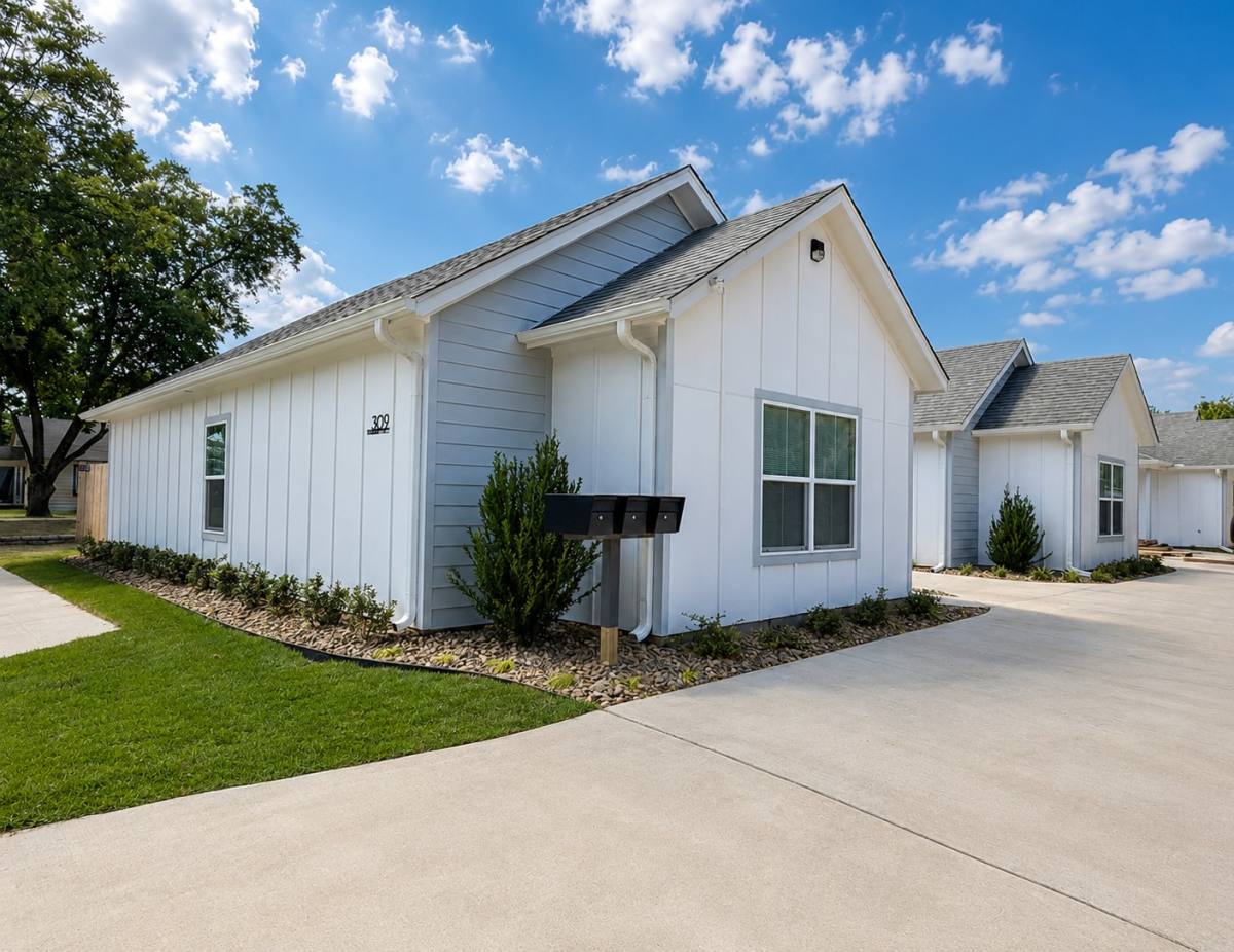 Apartment for rent at 309 Whitworth St #A, Sulphur Springs, TX 75482