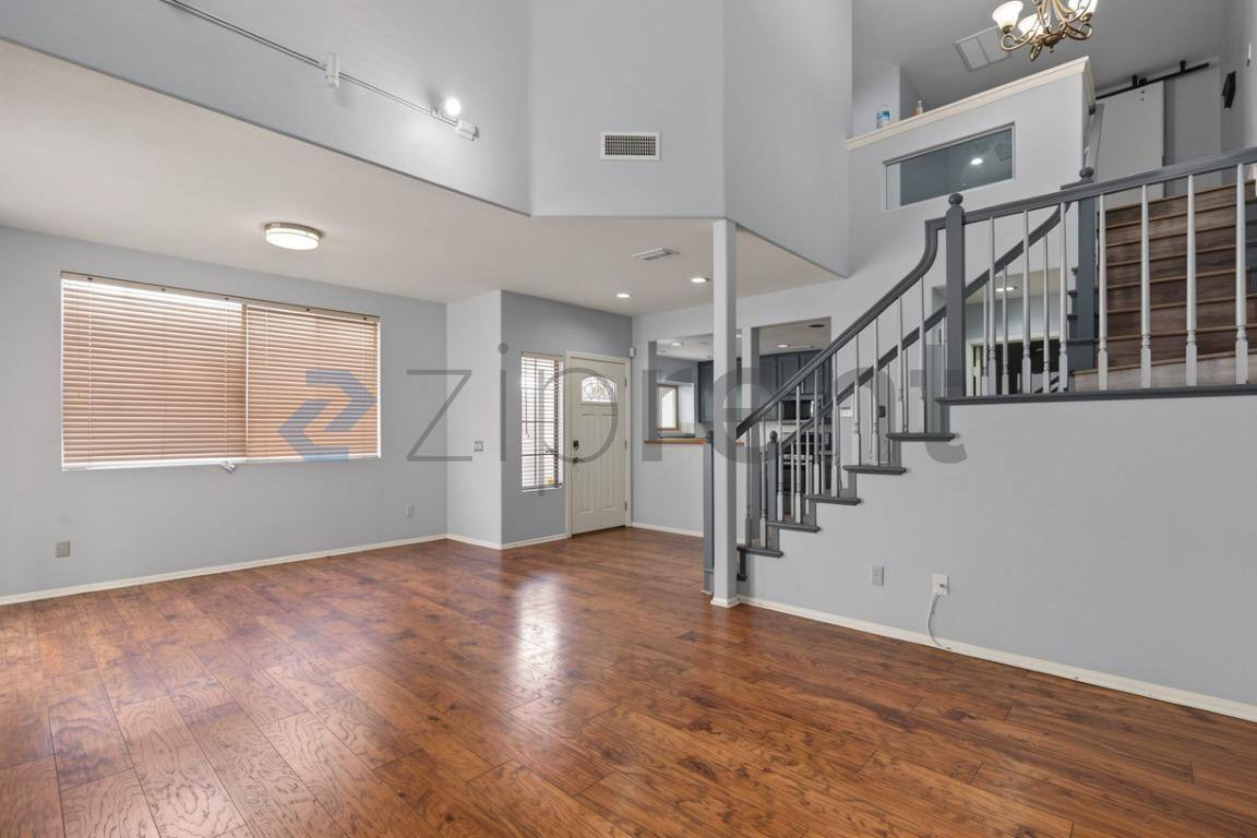 House for rent at 2066 San Diego Dr, Corona, CA 92882