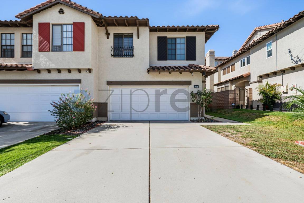 House for rent at 2066 San Diego Dr, Corona, CA 92882