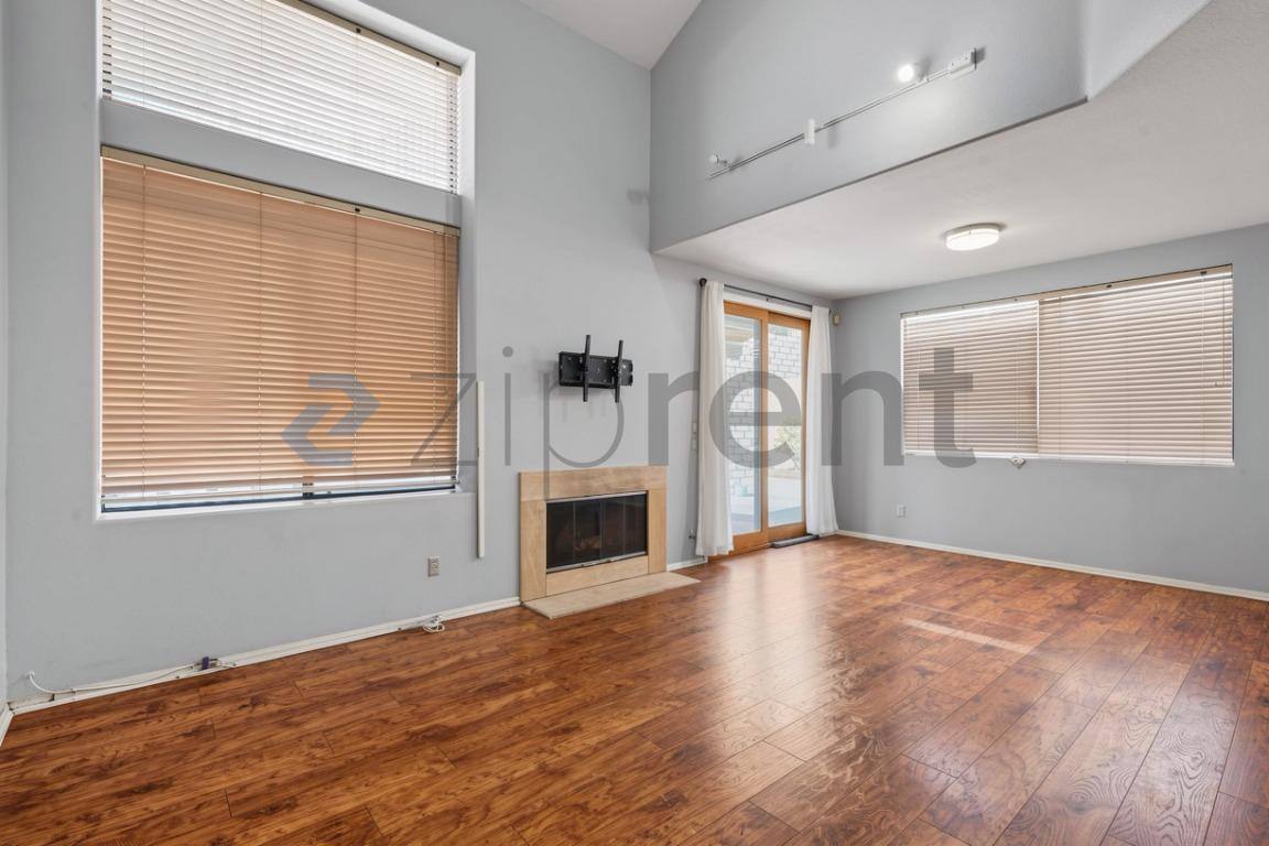 House for rent at 2066 San Diego Dr, Corona, CA 92882
