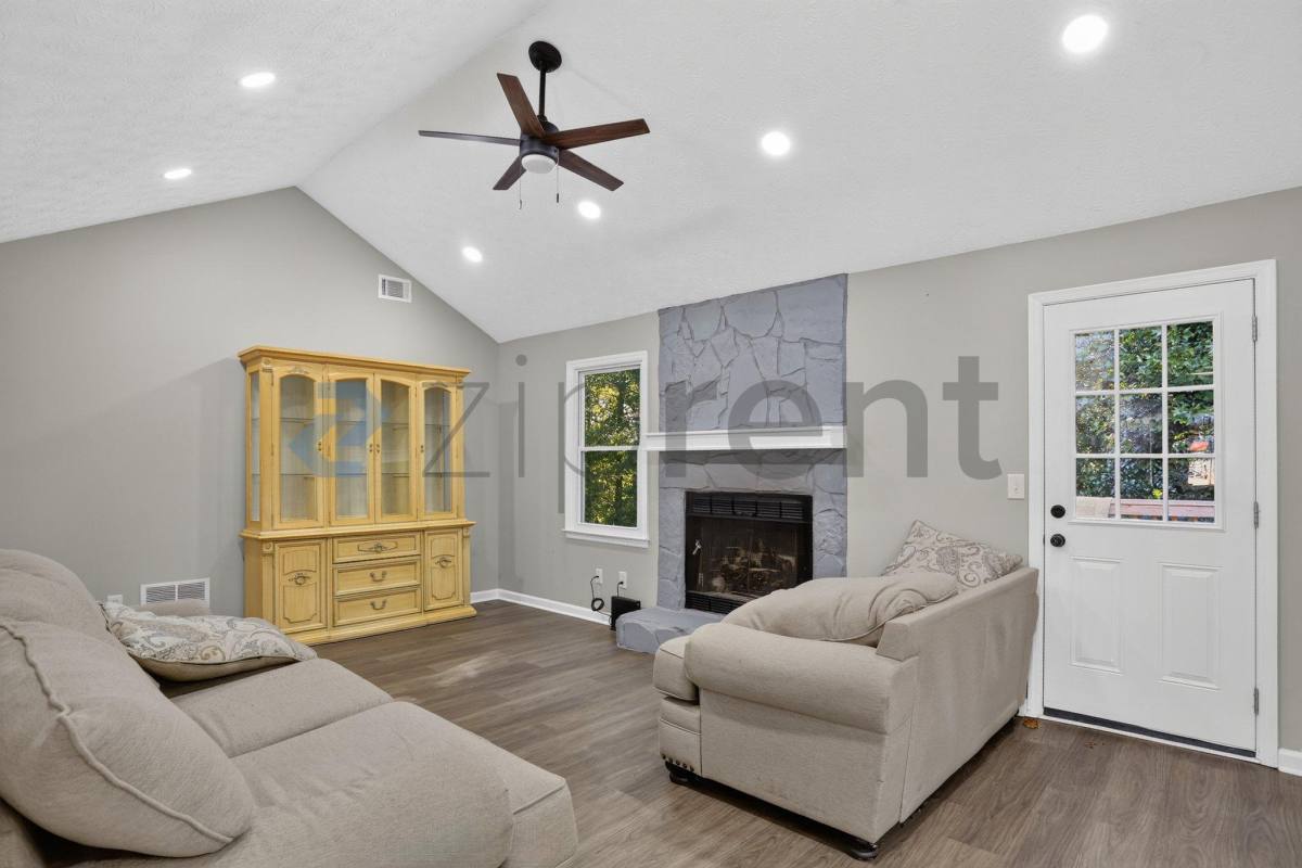 House for rent at 6875 Graves Mill Court, Norcross, GA 30093