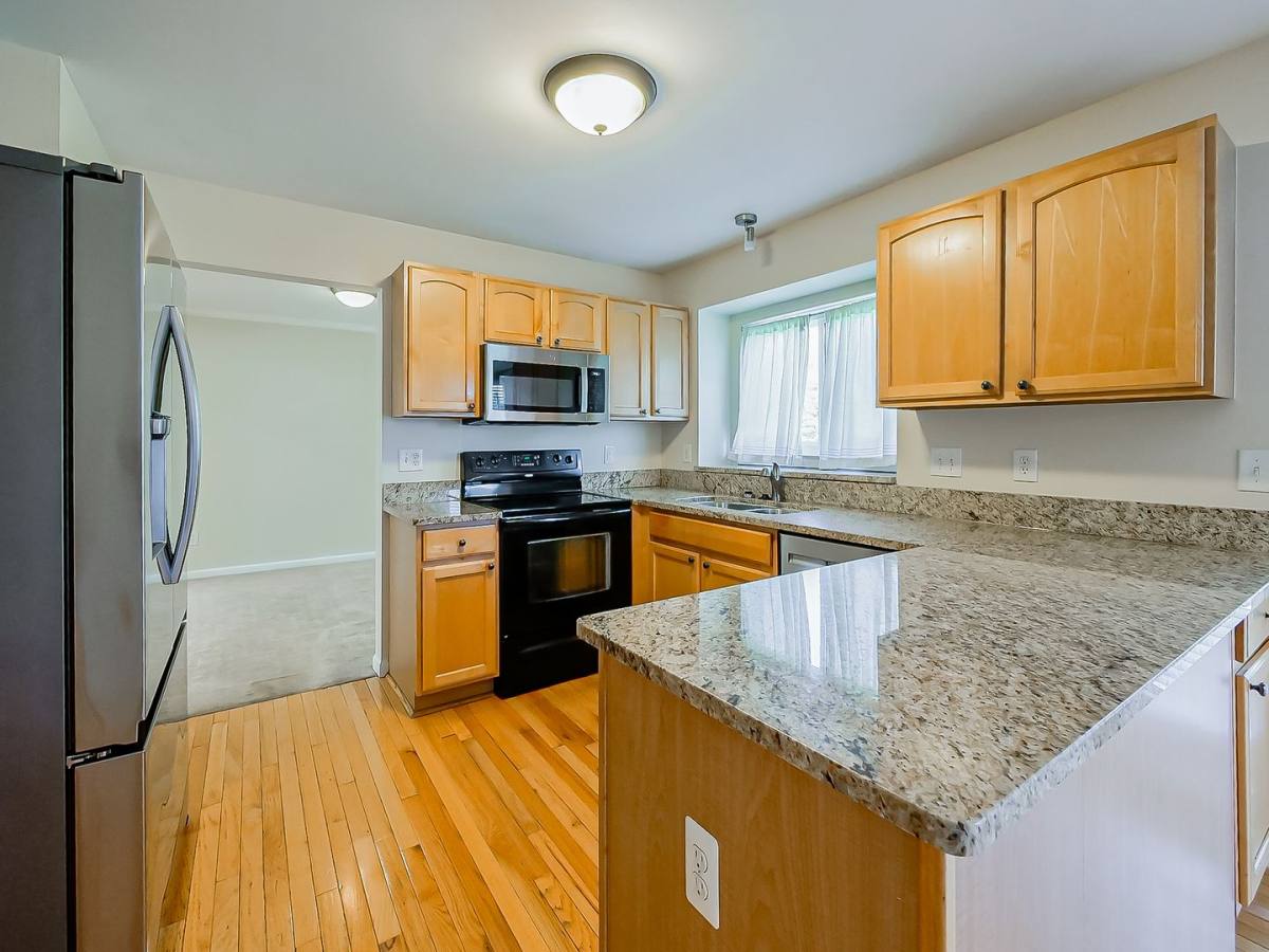 House for rent at 3140 Mulberry Court, Wixom, MI 48393