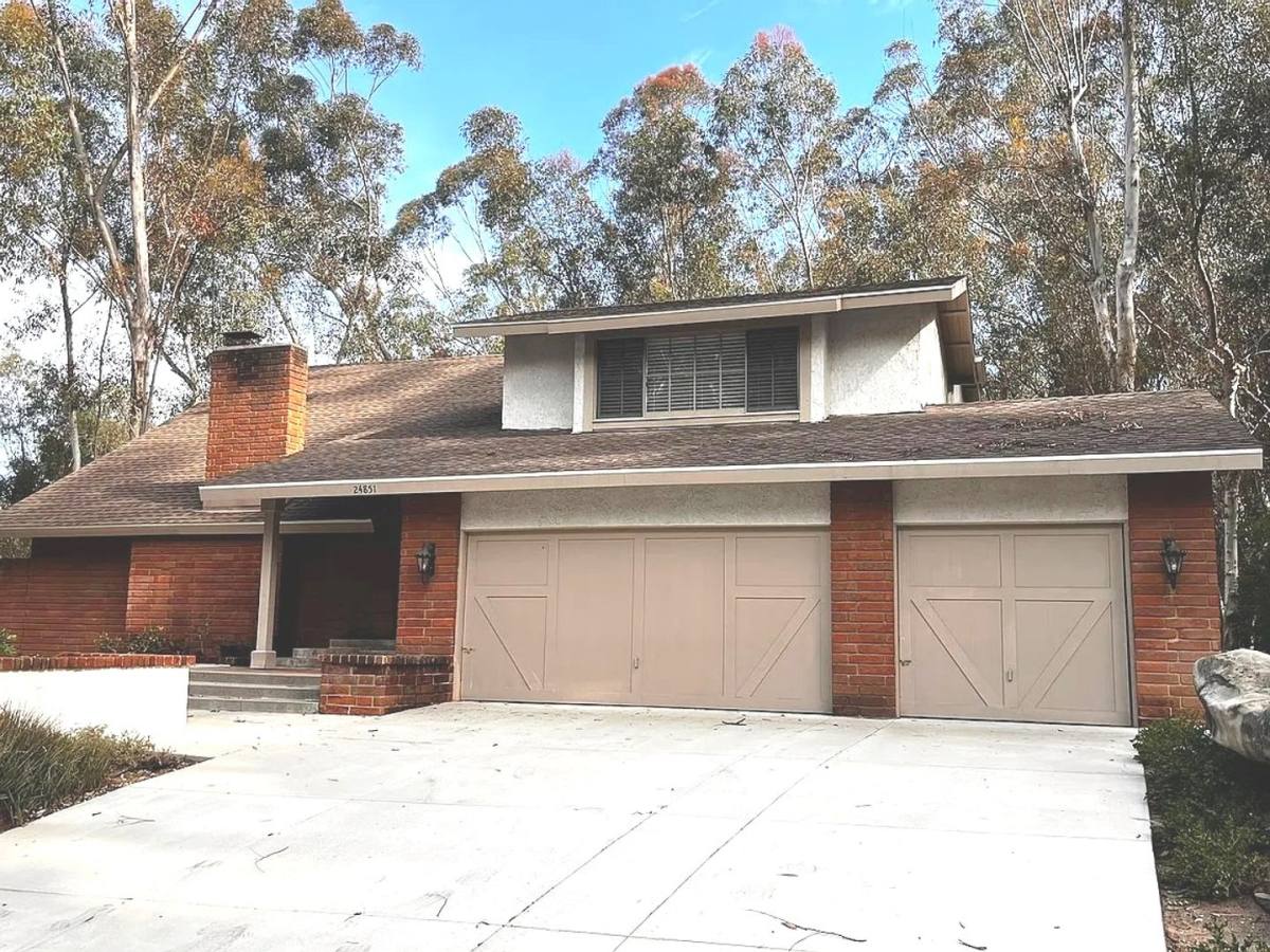 House for rent at 24851 Rollingwood Rd, Lake Forest, CA 92630