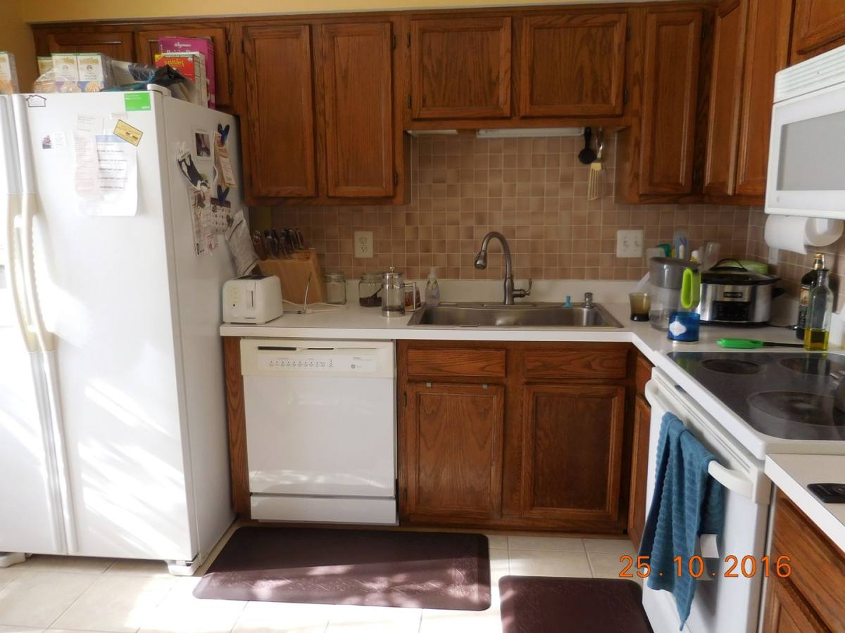 Townhouse for rent at 856 Smartts Lane NE, Leesburg, VA 20176