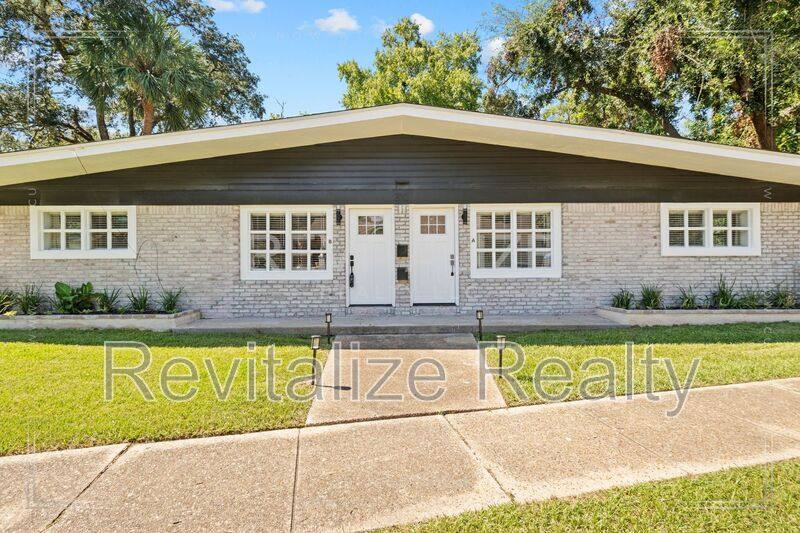 Apartment for rent at 310 Regina Ave A Union, Mobile, AL 36604