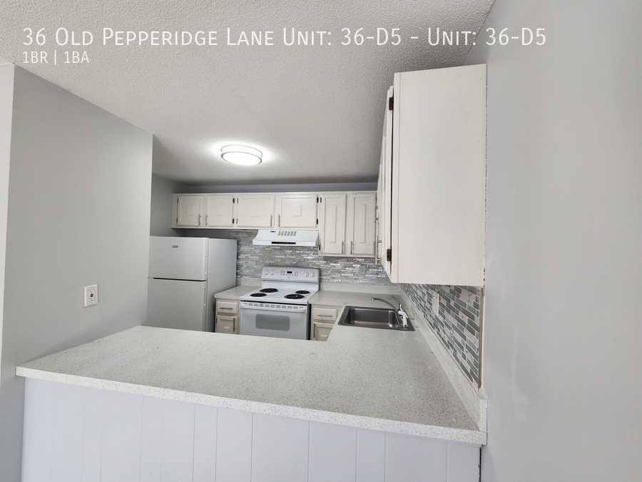 Apartment for rent at 36 Old Pepperidge Lane, Wethersfield, CT 06109
