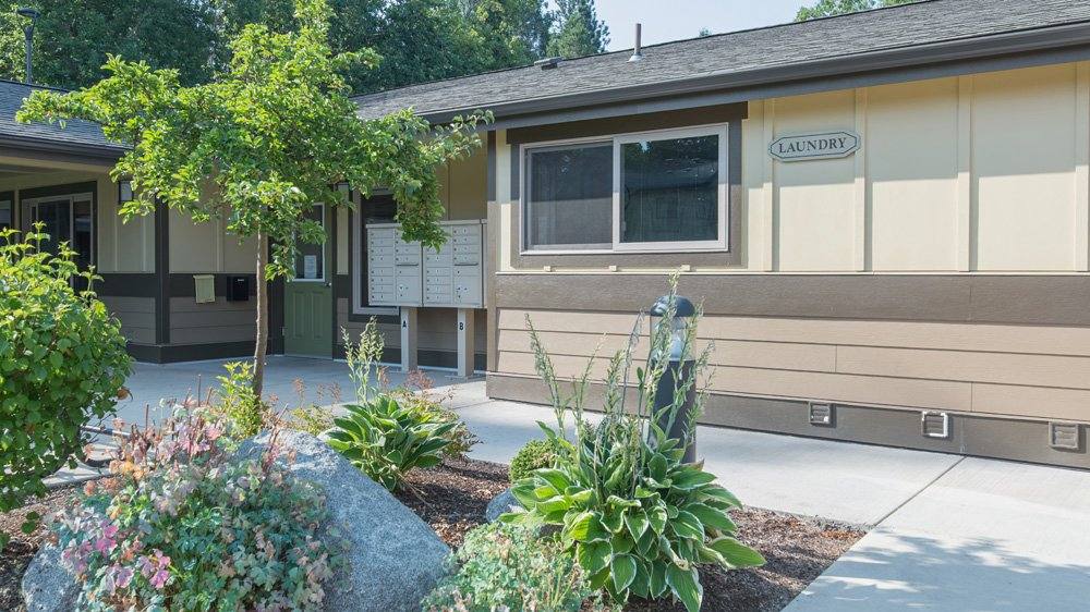 Apartment for rent at 1108 NE Rose St, Phoenix, OR 97535