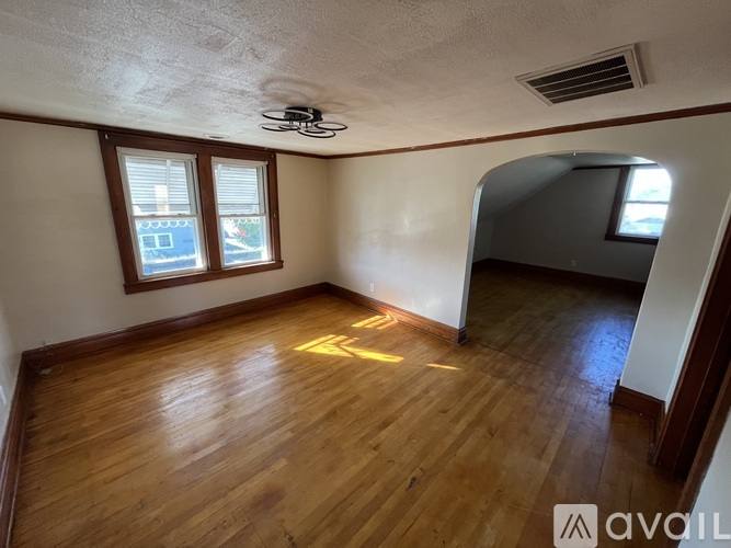 Apartment for rent at 1313 Marquette Ave #2, South Milwaukee, WI 53172