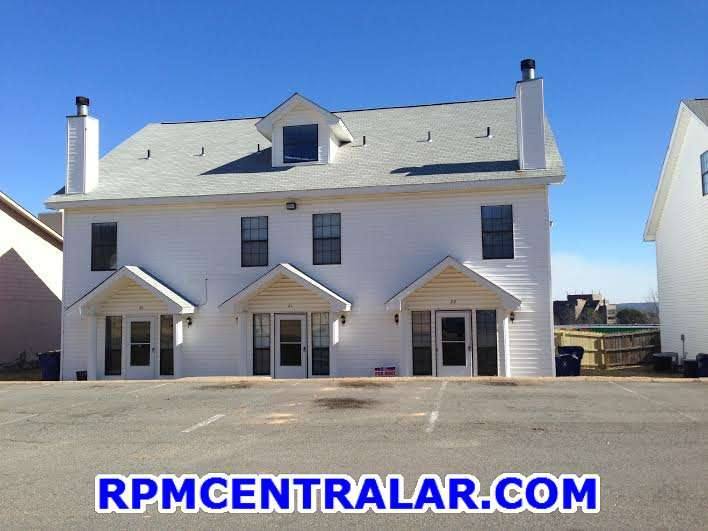 Townhouse for rent at 22 Edgehill Cove, Maumelle, AR 72113