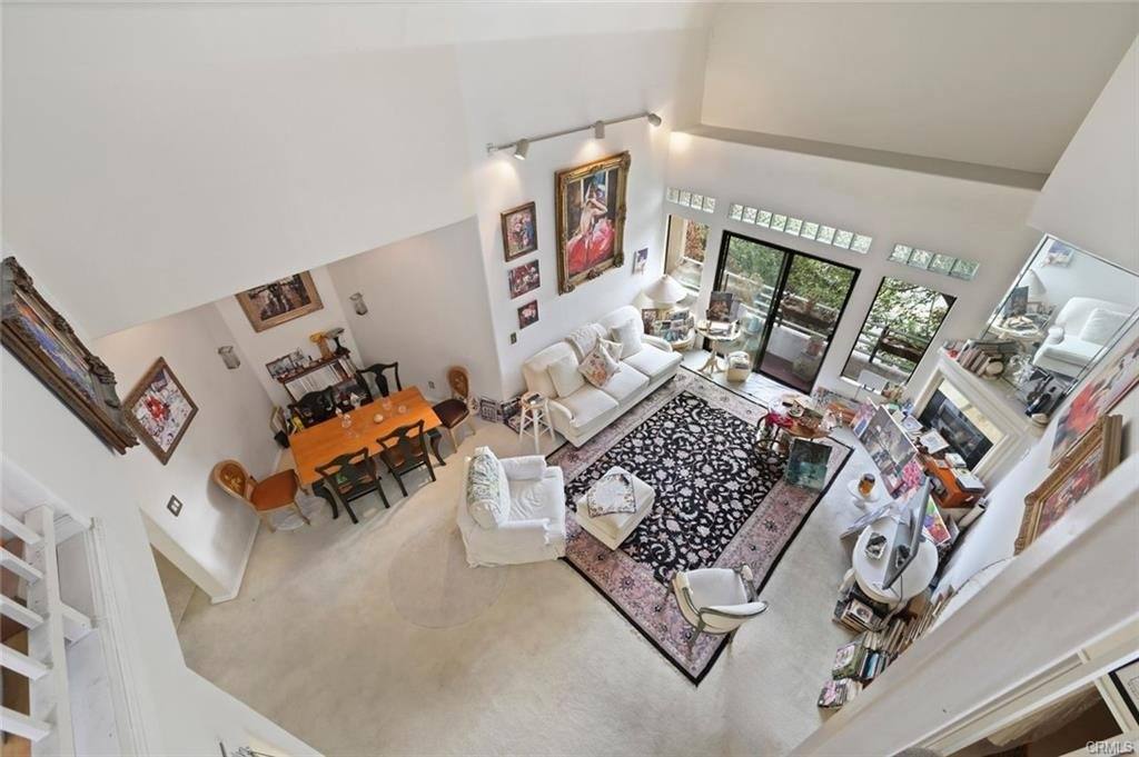 Townhouse for rent at 4477 Woodman Ave #310, Sherman Oaks, CA 91423