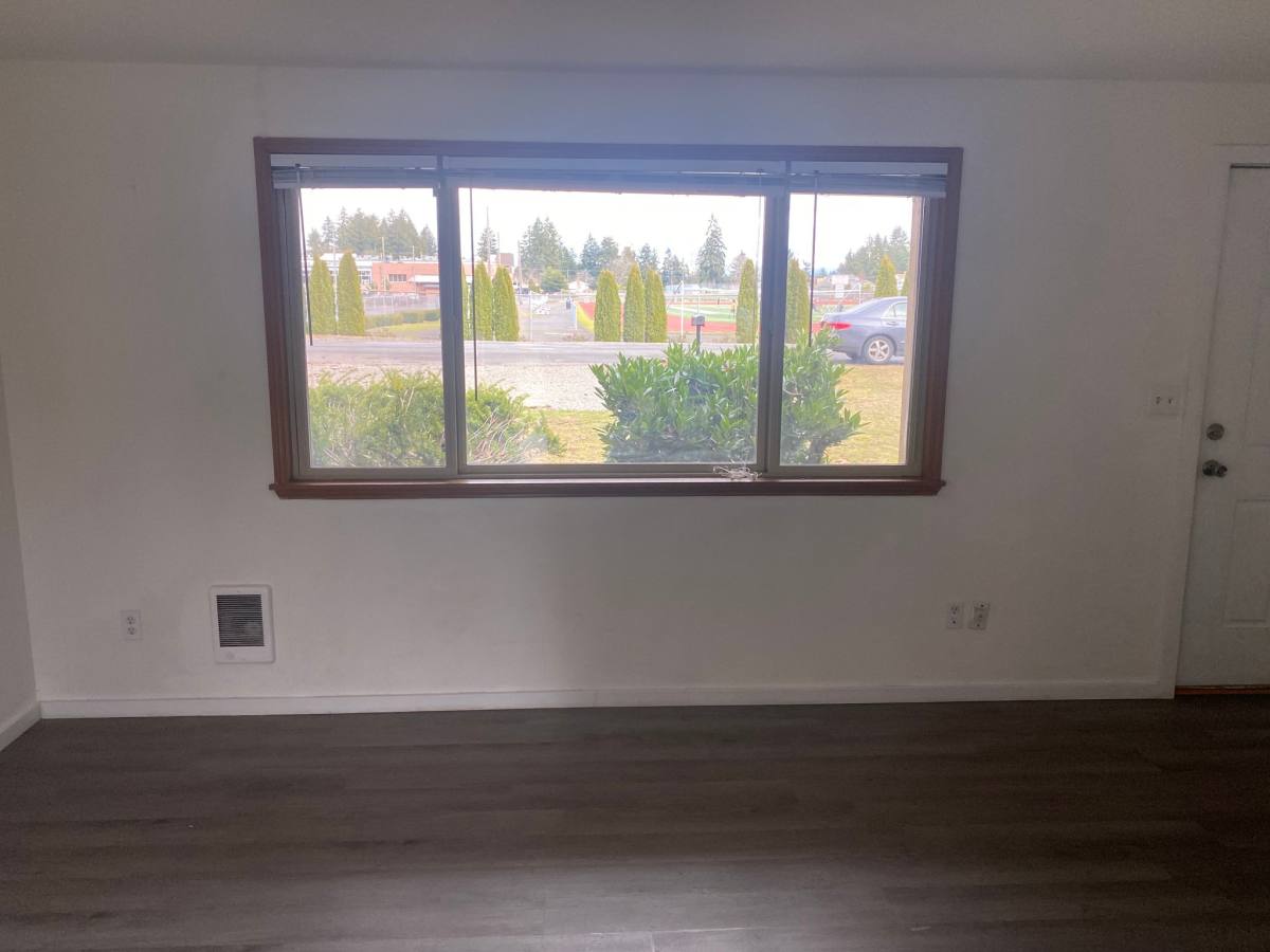 Apartment for rent at 10506 107th Ave SW, Lakewood, WA 98498