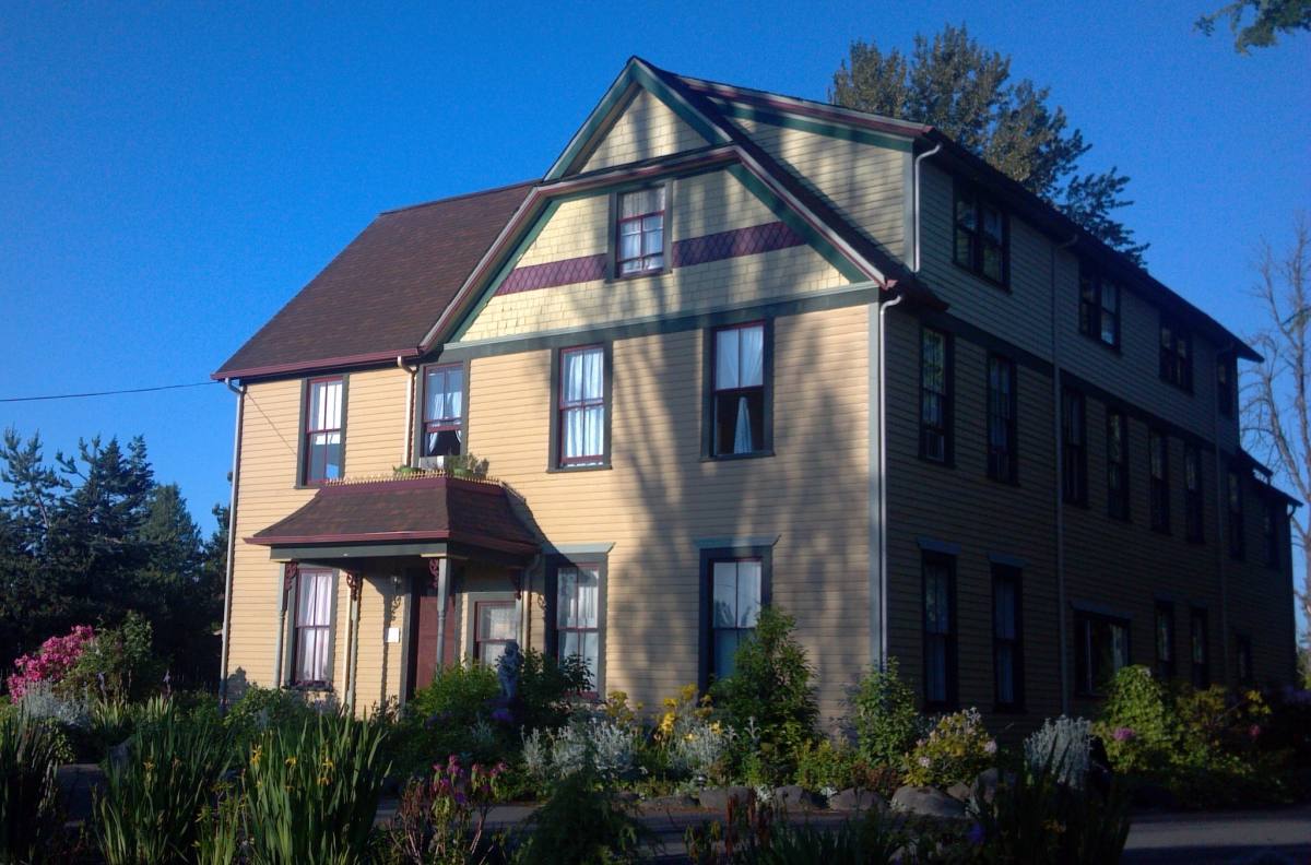Apartment for rent at 12323 A St S #1A, Tacoma, WA 98444