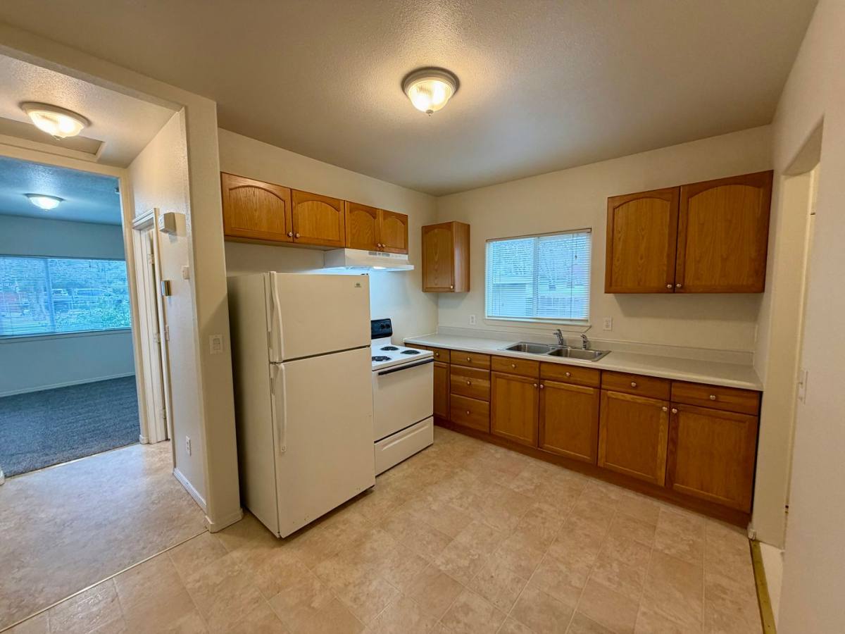 Apartment for rent at 13679 & 13681 Hill Blvd, Shasta Lake, CA 96019