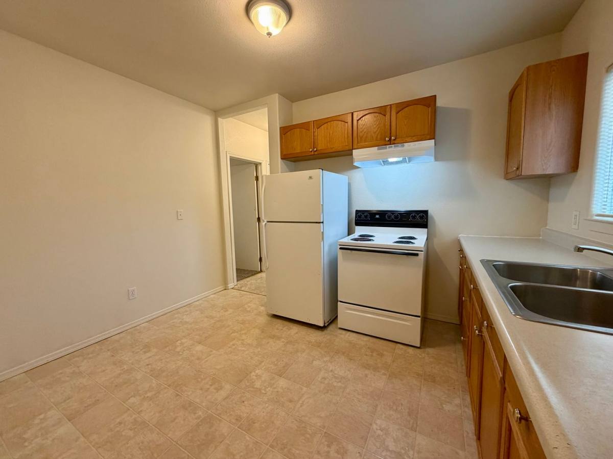 Apartment for rent at 13679 & 13681 Hill Blvd, Shasta Lake, CA 96019