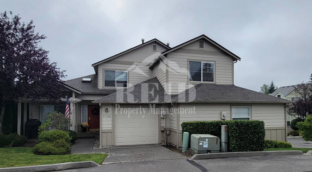 Townhouse for rent at 9758 Ebbtide Lane, Silverdale, WA 98383