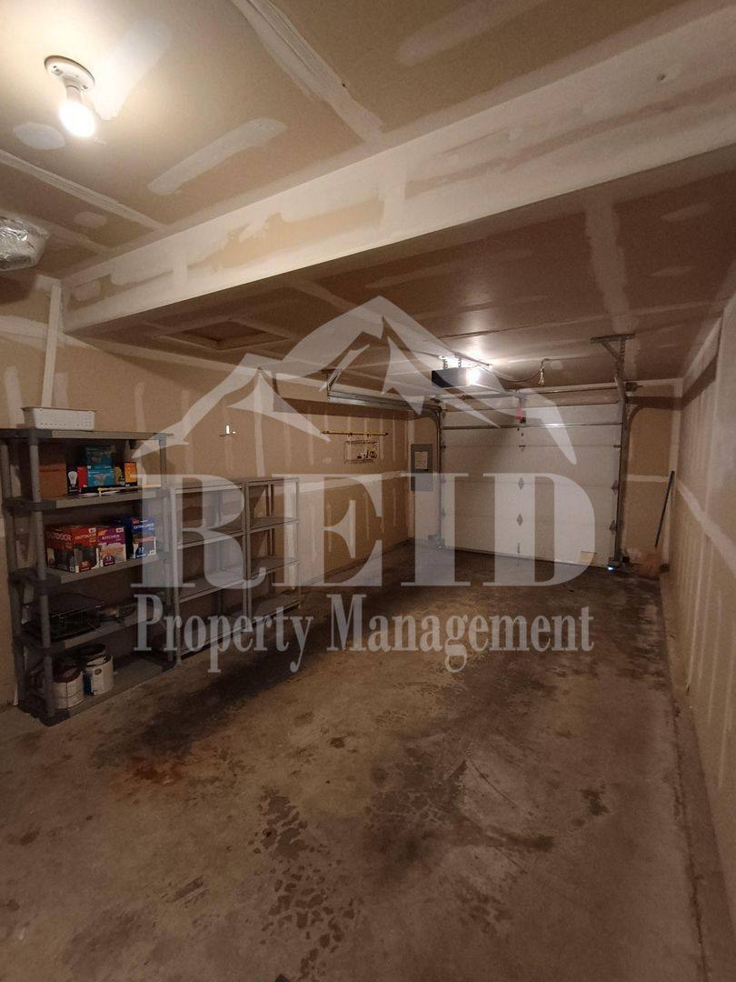 Townhouse for rent at 9758 Ebbtide Lane, Silverdale, WA 98383