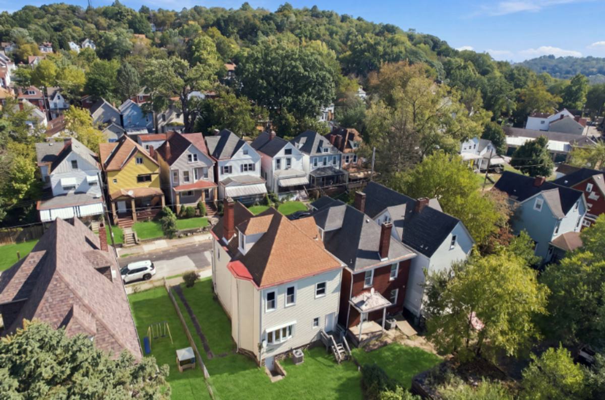 House for rent at 2779 Zephyr Ave, Pittsburgh, PA 15204