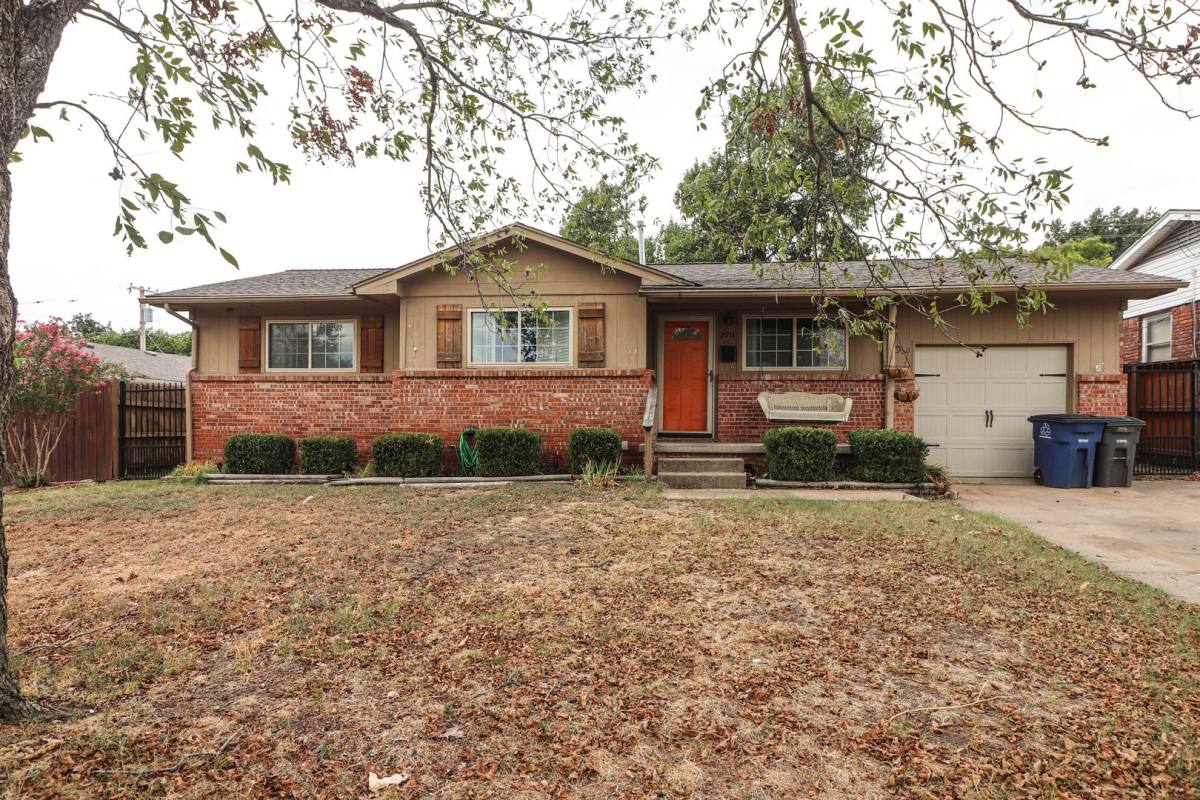 House for rent at 2914 S 74th E Ave, Tulsa, OK 74129