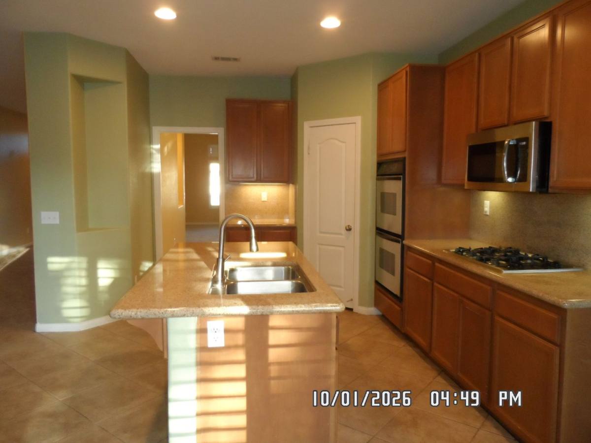 House for rent at 13160 Banning St, Victorville, CA 92392