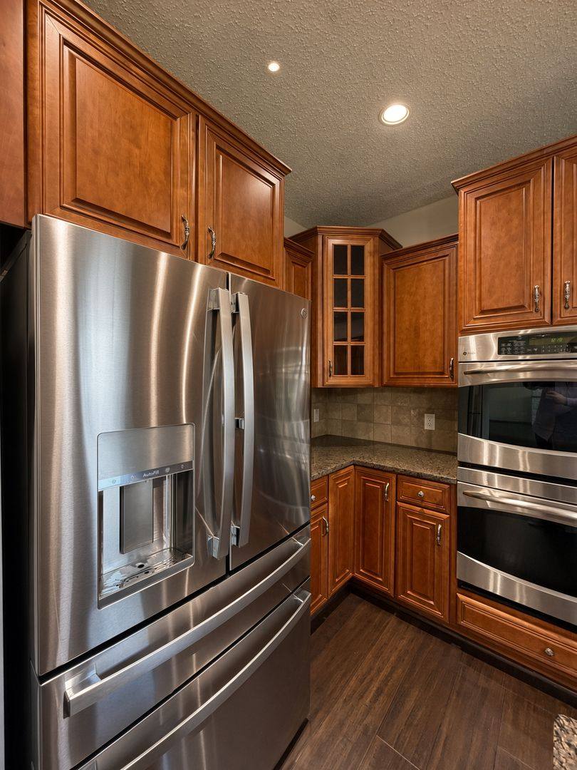 House for rent at 15275 Plumstone Dr, Eden Prairie, MN 55347
