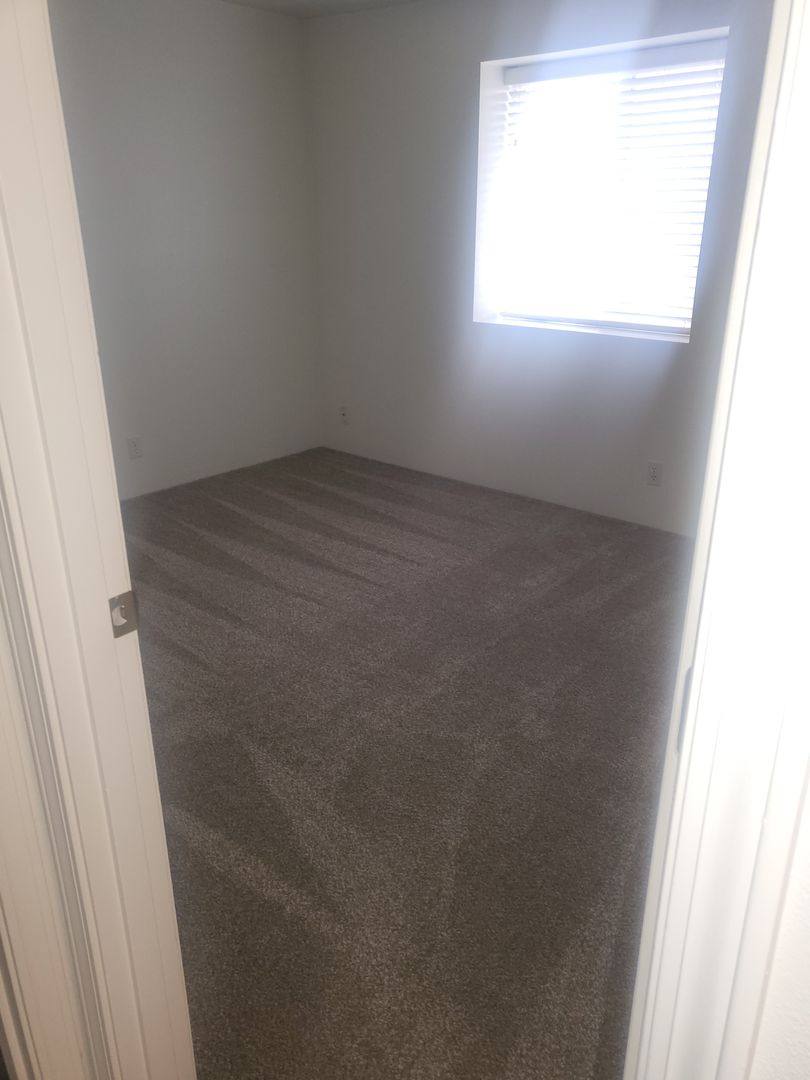 Apartment for rent at 1151 Willow Lane, Grants Pass, OR 97527