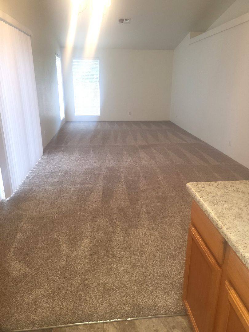 Apartment for rent at 1151 Willow Lane, Grants Pass, OR 97527