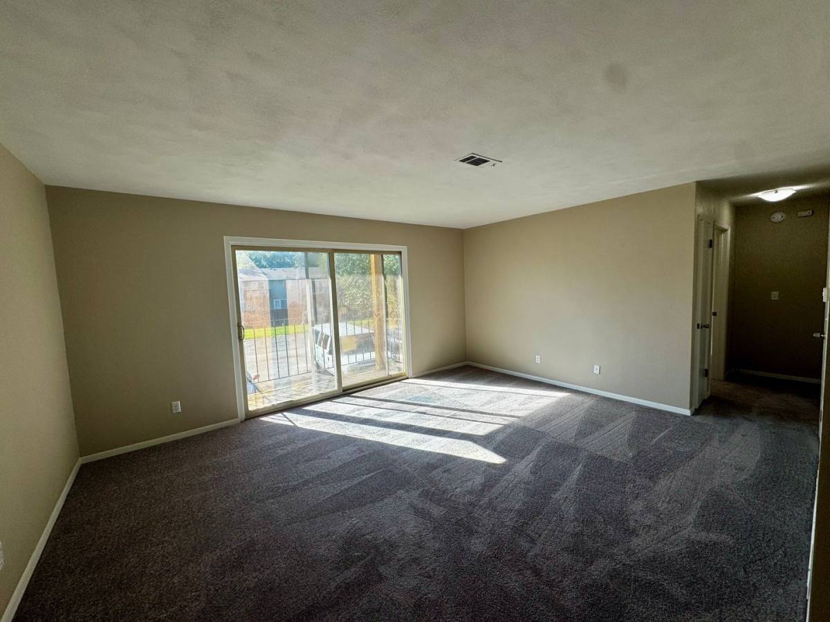 Apartment for rent at 3021 4th St #8, Moline, IL 61265