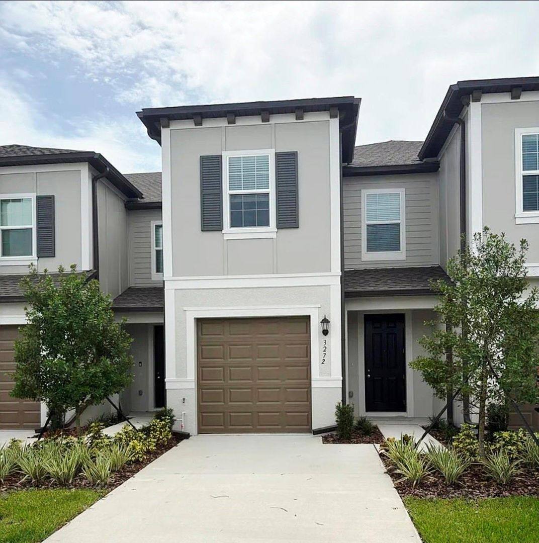 Townhouse for rent at 3272 Lapis Lake Dr, Zephyrhills, FL 33541