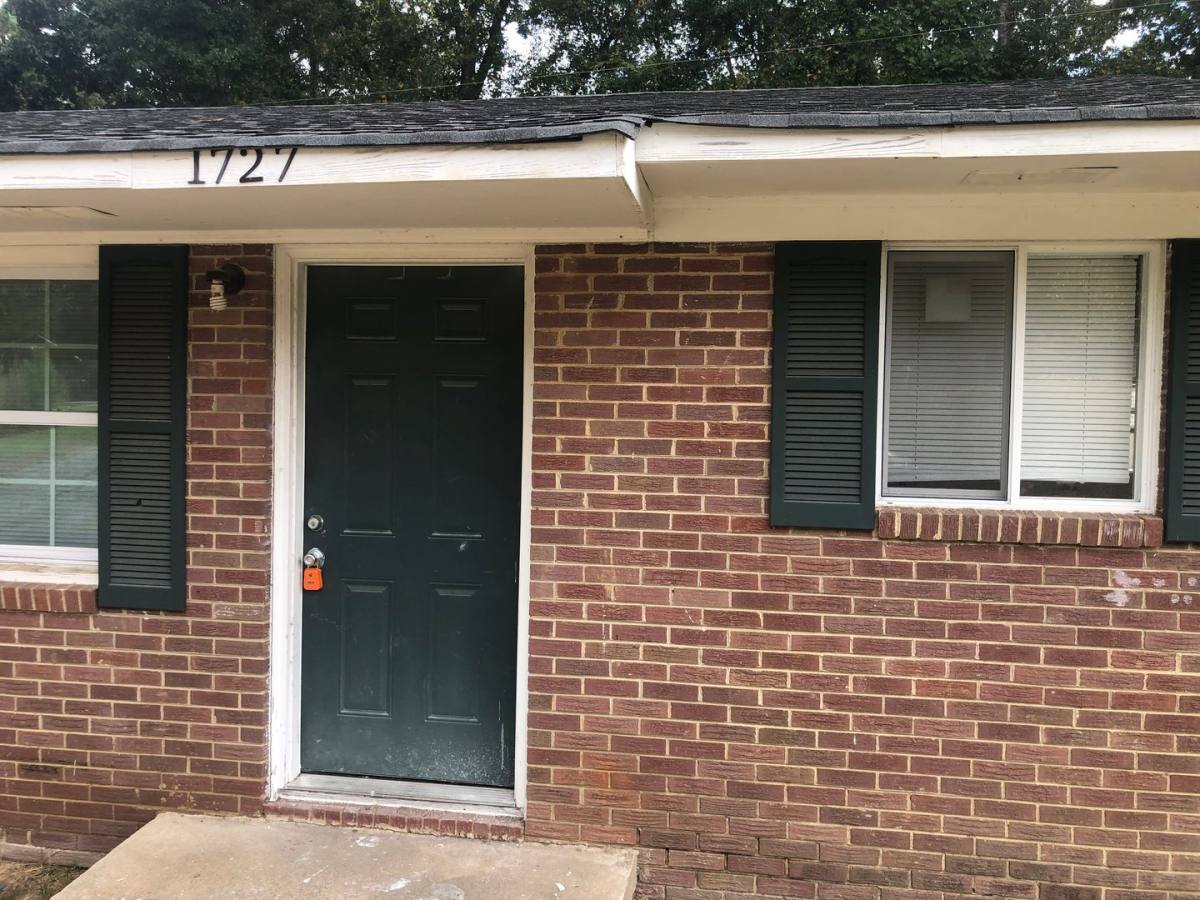 Apartment for rent at 1727 Old Lynwood Circle, Lancaster, SC 29720