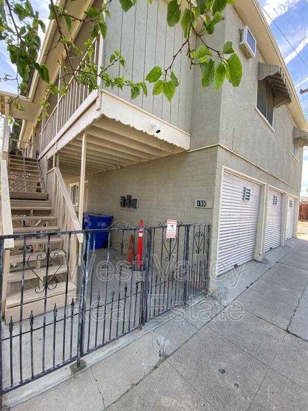 Apartment for rent at 155 1/2 N #C, Taft, CA 93268