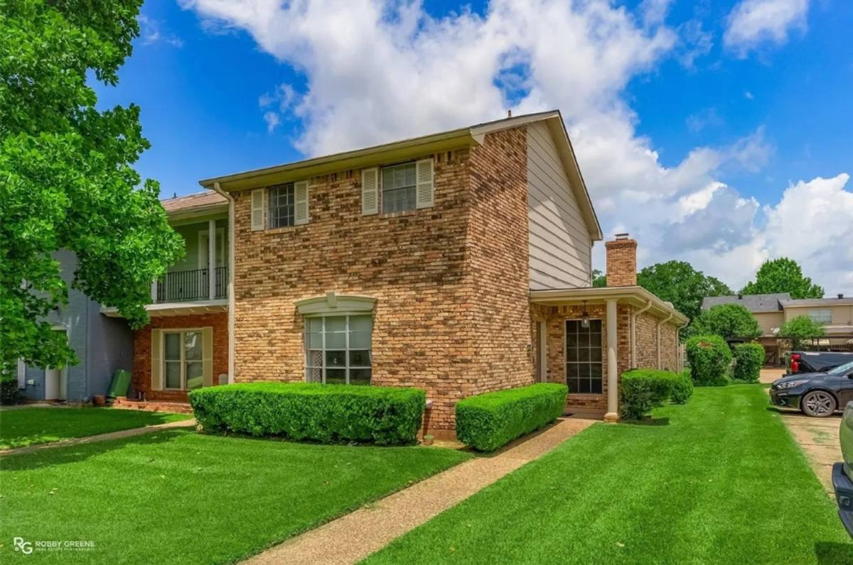 Townhouse for rent at 102 Hammerly Dr, Shreveport, LA 71115