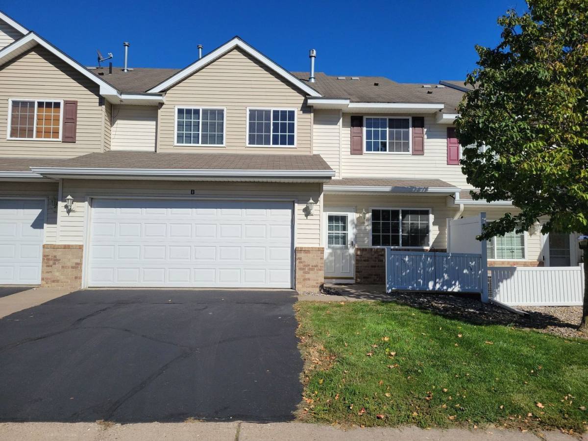 Townhouse for rent at 3560 Sterling Heights Dr #B, River Falls, WI 54022