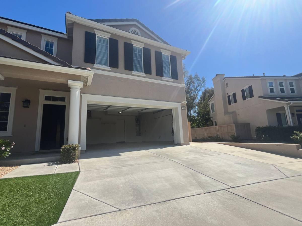 House for rent at 790 Arbor Glen Lane, Vista, CA 92081