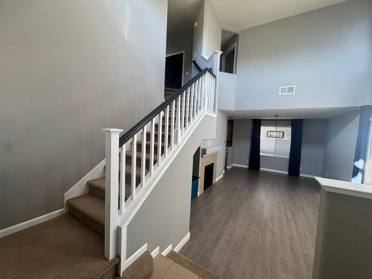 House for rent at 5629 Daffodil Circle, Rocklin, CA 95677