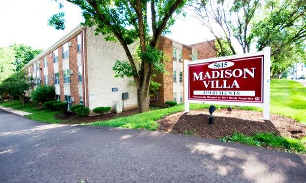 Apartment for rent at 5615 Madison Rd, Cincinnati, OH 45227